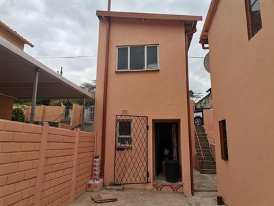 2 bedroom, Chatsworth KwaZulu Natal N/A