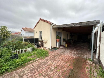 3 bedroom, Strand Western Cape N/A