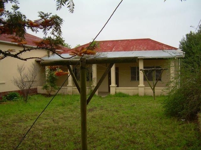 House For Sale In Kei Road, King Williams Town