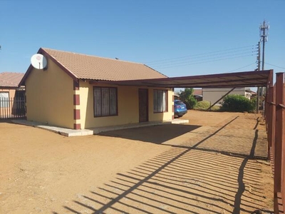 House For Sale In Mmabatho, Mafikeng