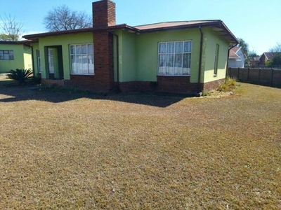 House For Sale In Ncandu Park, Newcastle