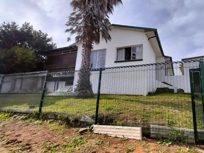 House For Sale In Scheepershoogte, Uitenhage