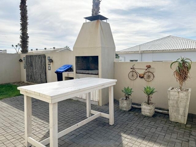 2 bedroom, Jeffreys Bay Eastern Cape N/A