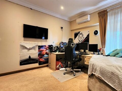 4 bedroom, Sandton Gauteng N/A