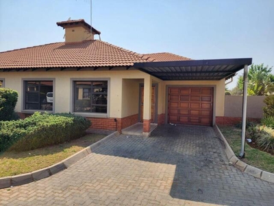 Apartment For Sale In Montana, Pretoria