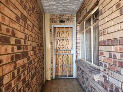 Apartment For Sale In Silverton, Pretoria