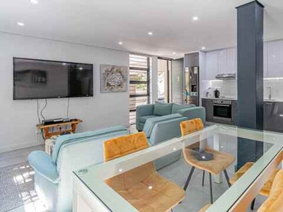 Apartment For Sale In Vredehoek, Cape Town