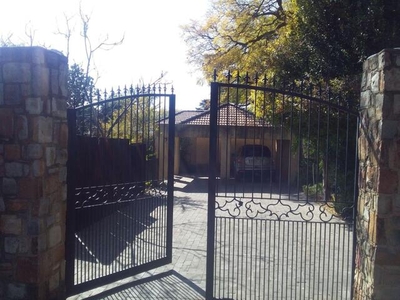 House For Rent In Linksfield Ridge, Johannesburg