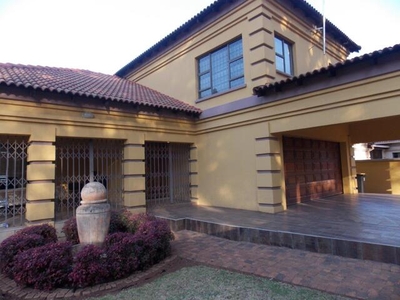 House For Sale In Arcon Park, Vereeniging