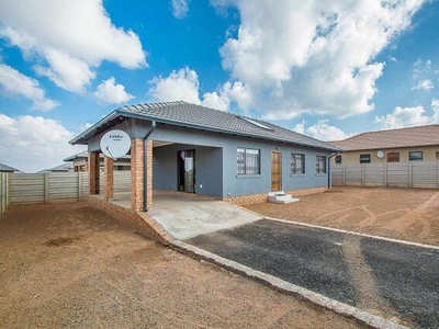 House For Sale In Azaadville Gardens, Krugersdorp