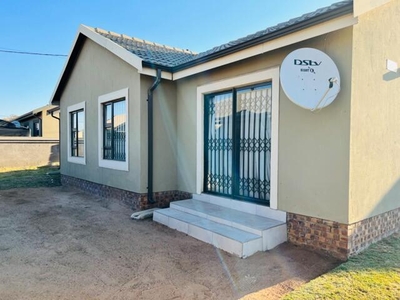 House For Sale In Kwaguqa Ext 7, Witbank
