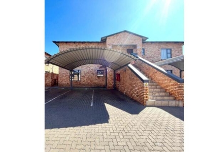 House For Sale In New Market Park, Alberton