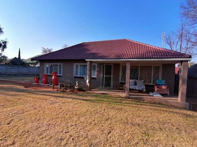 House For Sale In Stilfontein Ext 2, Stilfontein