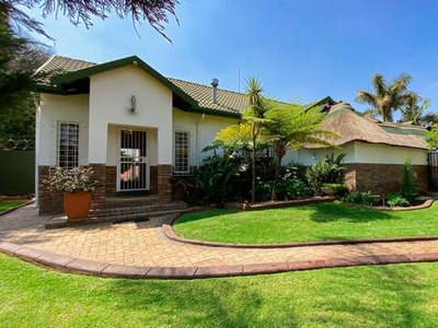 House For Sale In Suiderberg, Pretoria