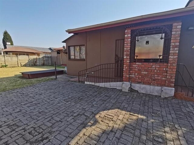 House For Sale In Vanderbijlpark Sw 1, Vanderbijlpark