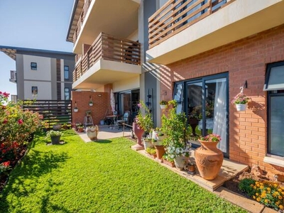 Townhouse For Sale In Cotswold Fenns, Hillcrest