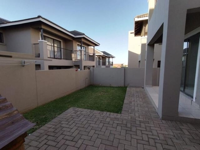 Townhouse For Sale In Shellyvale, Bloemfontein
