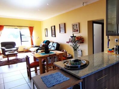 Townhouse For Sale In Wild Olive Estate, Bloemfontein