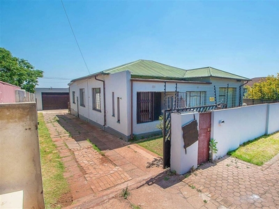 3 Bed House in Krugersdorp North