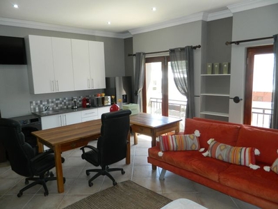 1 Bedroom Studio Apartment To Let in Silver Lakes Golf Estate