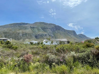 1001 m² Land available in Bettys Bay