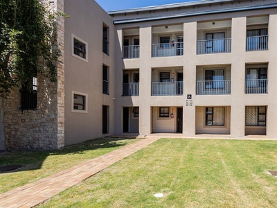 2 Bed Apartment in Sonstraal Heights