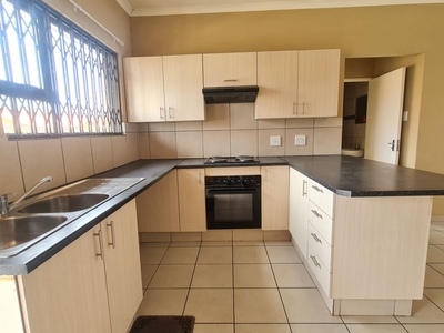 2 Bedroom Apartment in Witfield For Sale
