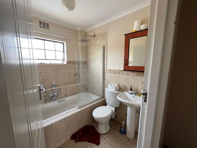 2 bedroom townhouse for sale in Hillside (Bloemfontein)