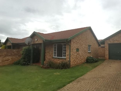 2 Bedroom townhouse - freehold for sale in Rooihuiskraal North, Centurion