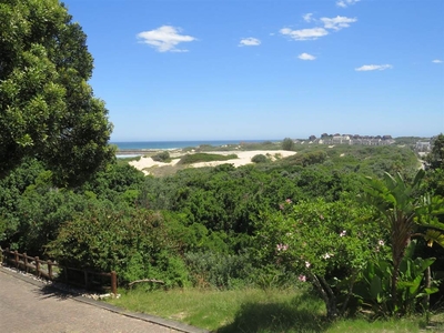 701 m² Land available in East Bank