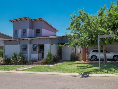 Condominium/Co-Op For Sale, Midrand Gauteng South Africa