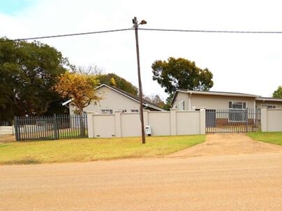 House For Sale In Piet Retief, Mpumalanga