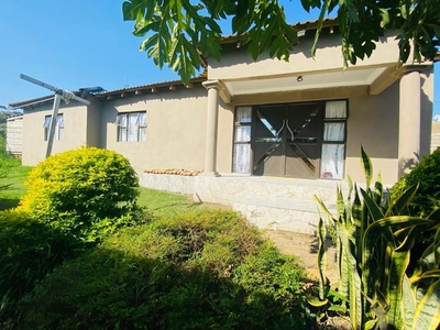 House in Umgababa South For Sale