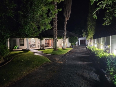 4 Bedroom House for sale in St Helena - 38 Mt Frere Street