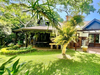 4 Bedroom Villa For Sale in Selborne Golf Estate