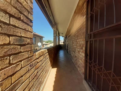 Apartment For Sale in Olievenhoutbosch A H