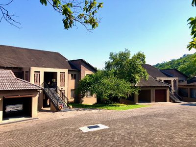 Apartment for sale with 3 bedrooms, Nelspruit Ext 20, Nelspruit