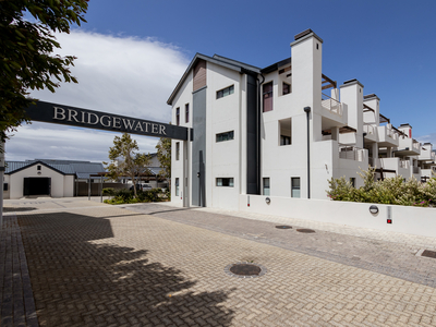 Apartment for sale with 3 bedrooms, Sitari Country Estate, Somerset West