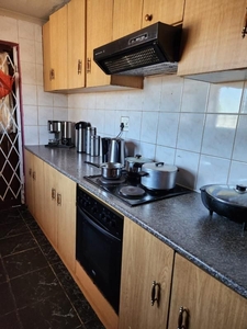 House For Sale in Hillcrest Eersteriver, Cape Town