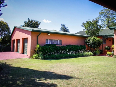 House for sale with 3 bedrooms, Kanonkop, Middelburg