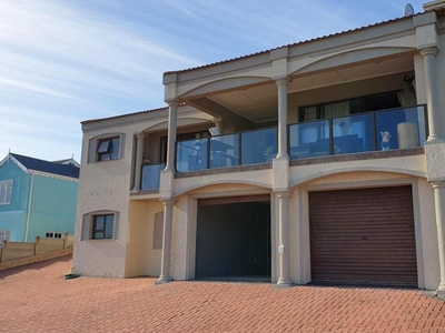 House for sale with 4 bedrooms, Aston Bay, Jeffreys Bay