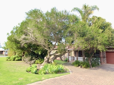 House for sale with 4 bedrooms, Boskloof, Humansdorp