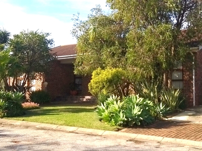 House for sale with 4 bedrooms, Boskloof, Humansdorp
