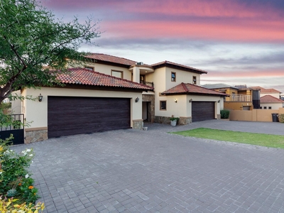 House Rental Monthly in Blue Valley Golf Estate