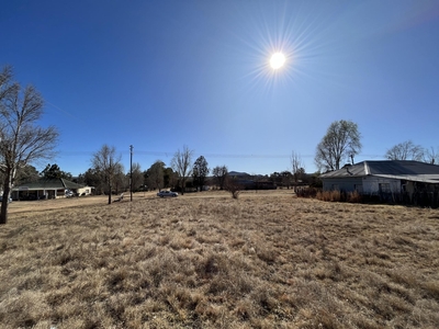 Land for sale , 302, Hertzog