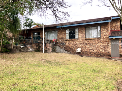 Property for sale with 3 bedrooms, Nelspruit Ext 27, Nelspruit