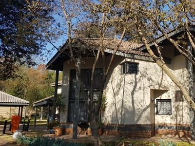 Townhouse For Sale in Norton Home Estate