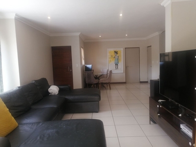3 Bedroom House To Let in Silver Stream Estate - 221 Silver Stream Estate 221 Silver Ridge Close