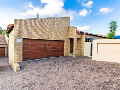 3 Bedroom Townhouse for sale in Elandshaven | ALLSAproperty.co.za