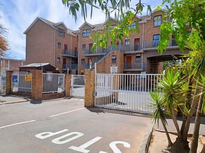 2 Bedroom Flat For Sale in Brackenfell Central